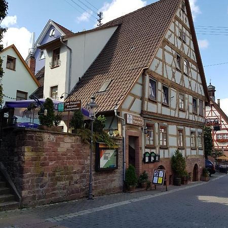 Zum Burgtoerle Hotel Wallduern Exterior foto